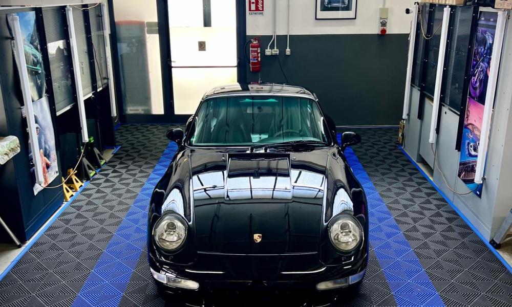 pulizia ghiaccio secco Porsche 993 · detailing Porsche 993 · pulizia sottoscocca Porsche · Porsche 993 sottoscocca · trattamento ossidazione Porsche