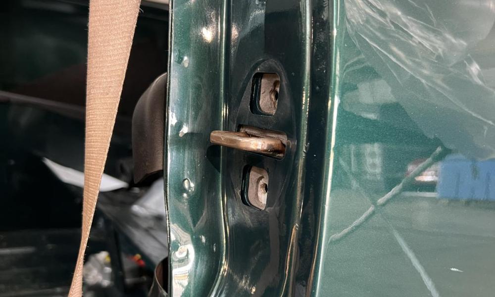 sistemazioni scrocchi porte 